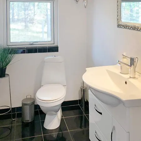 Three-bedroom In Rodby 14 *